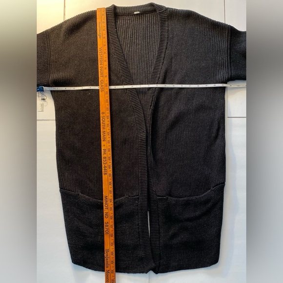 Lululemon We Like To Cardi  Black/Heathered Black  see pics for measurements - Picture 11 of 14